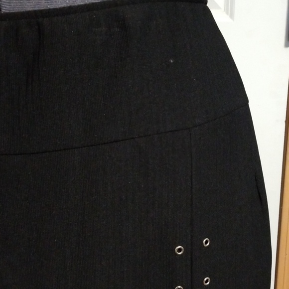 SALE! Fashion Bug Black Skirt - Picture 2 of 4